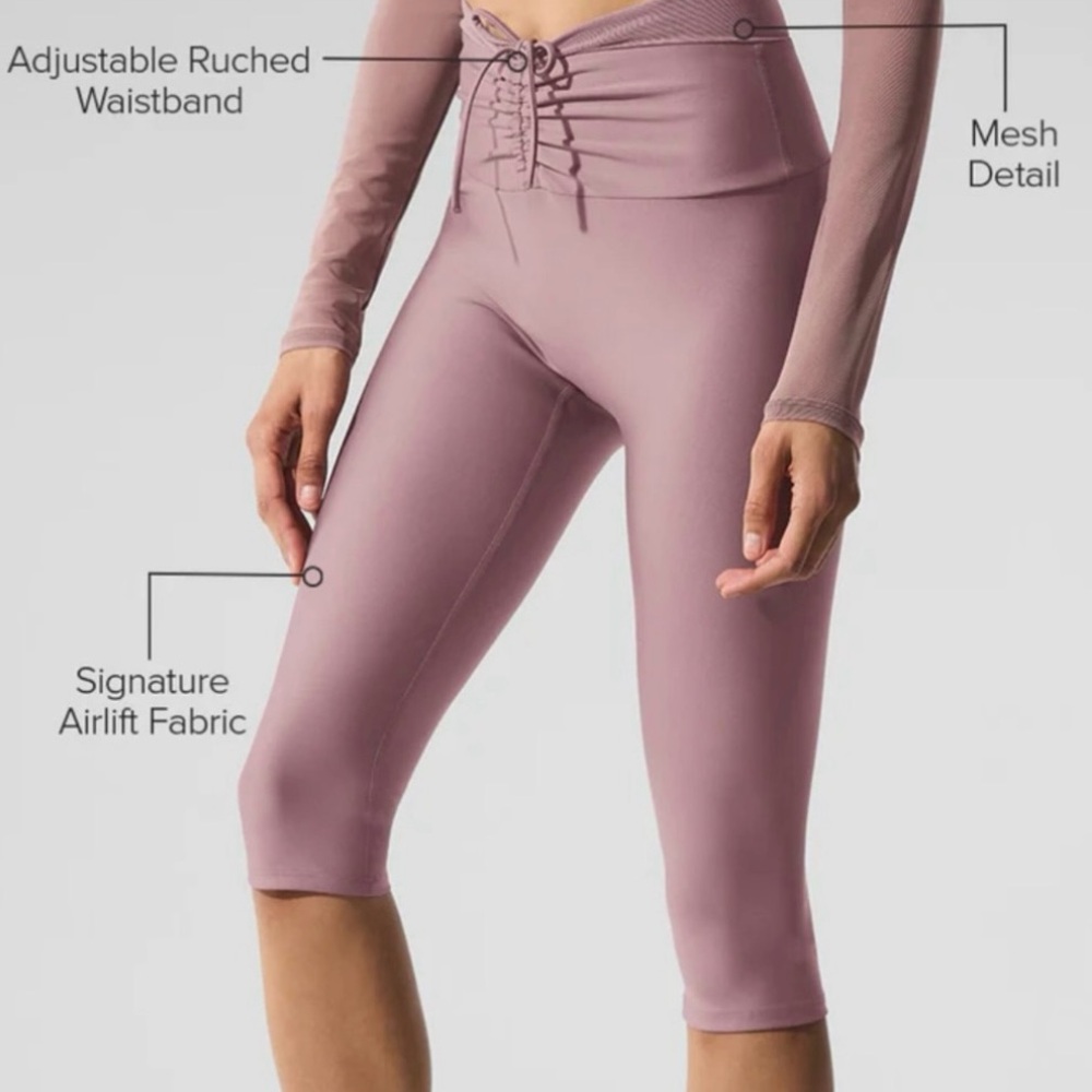 Alo Yoga Airlift Mesh High-Waist Divine Capri - Picture 3 of 12